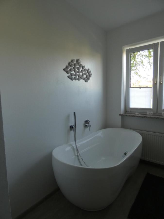 Gartenwohnung Juliana Gstadt Laeufers Chiemsee Holiday Home Gstadt am Chiemsee Extérieur photo