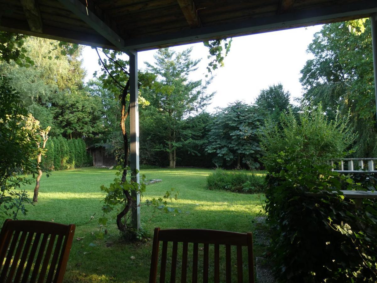 Gartenwohnung Juliana Gstadt Laeufers Chiemsee Holiday Home Gstadt am Chiemsee Extérieur photo